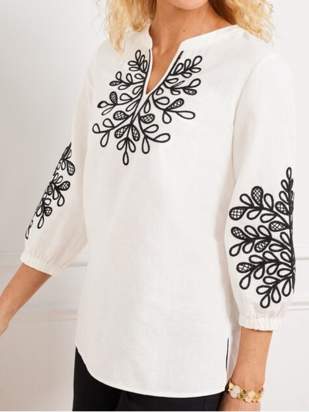 Talbots Linen & Cotton Blend White Tunic with Black Embroidered Motifs Sz Medium